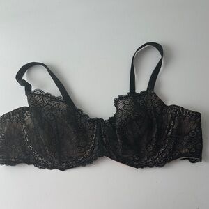 Chic Black Lace Underwire Bra Torrid Curve 48B